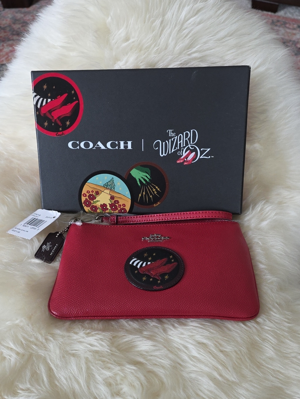 Fabulous NWT IOB Rare Coach Red Shoes Wizard Of Oz Wristlet Wallet ❤️👠🖤🧹🧙‍♀️